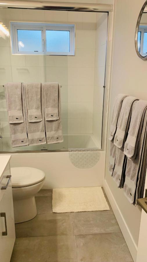 Apartmán Baycrestone Coquitlam Exteriér fotografie